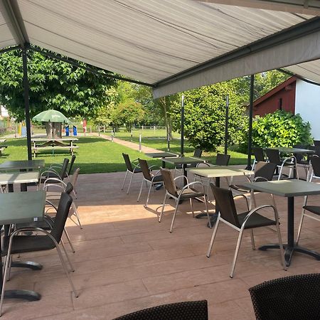 Hotel Mendy Saint-Jean-le-Vieux  Kültér fotó