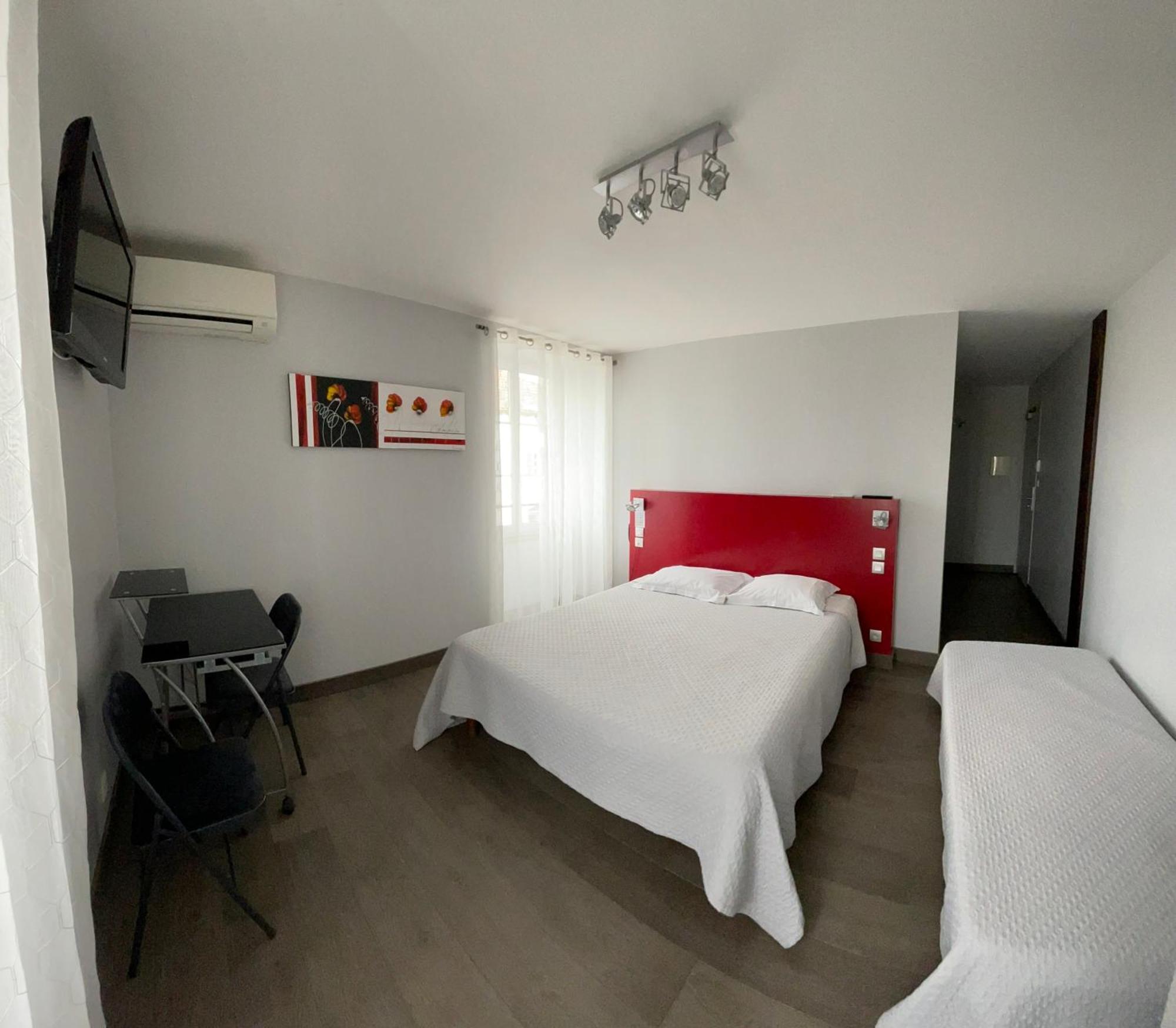 Hotel Mendy Saint-Jean-le-Vieux  Kültér fotó